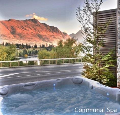 Modern Executive Living In Pounamu Queenstown Kültér fotó