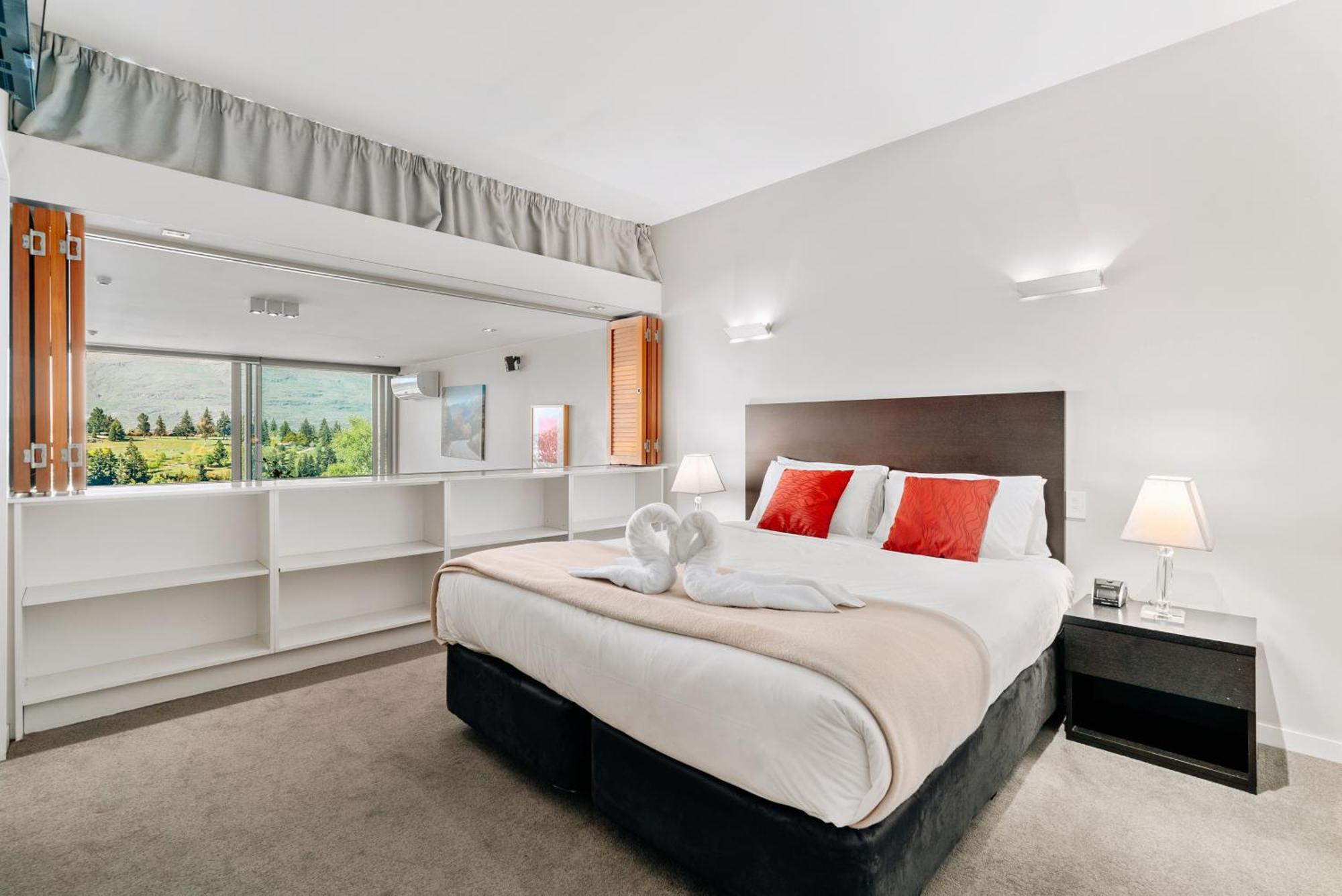 Modern Executive Living In Pounamu Queenstown Kültér fotó