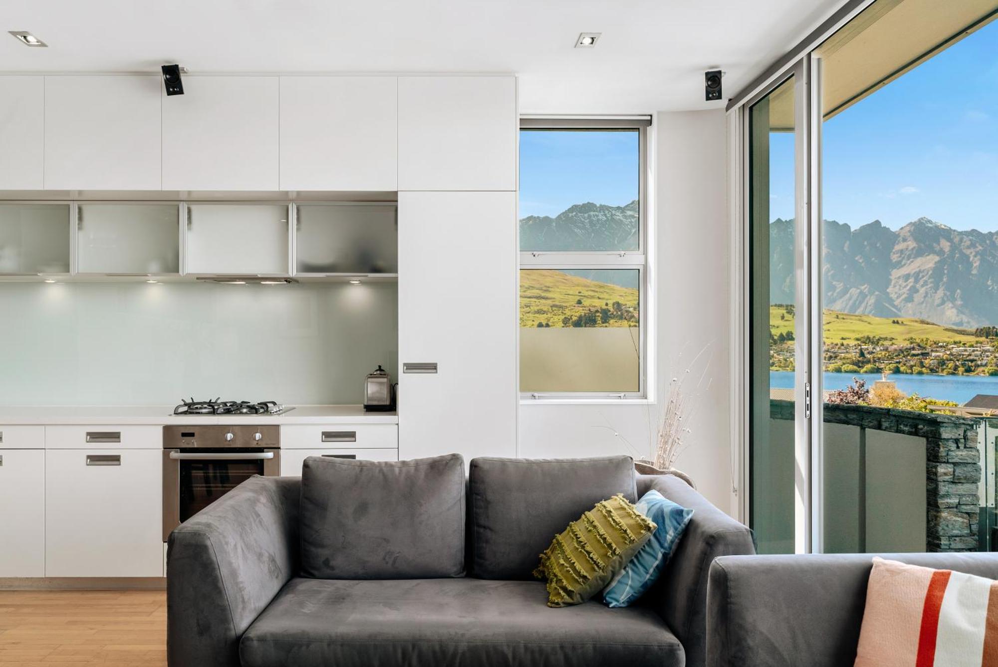 Modern Executive Living In Pounamu Queenstown Kültér fotó