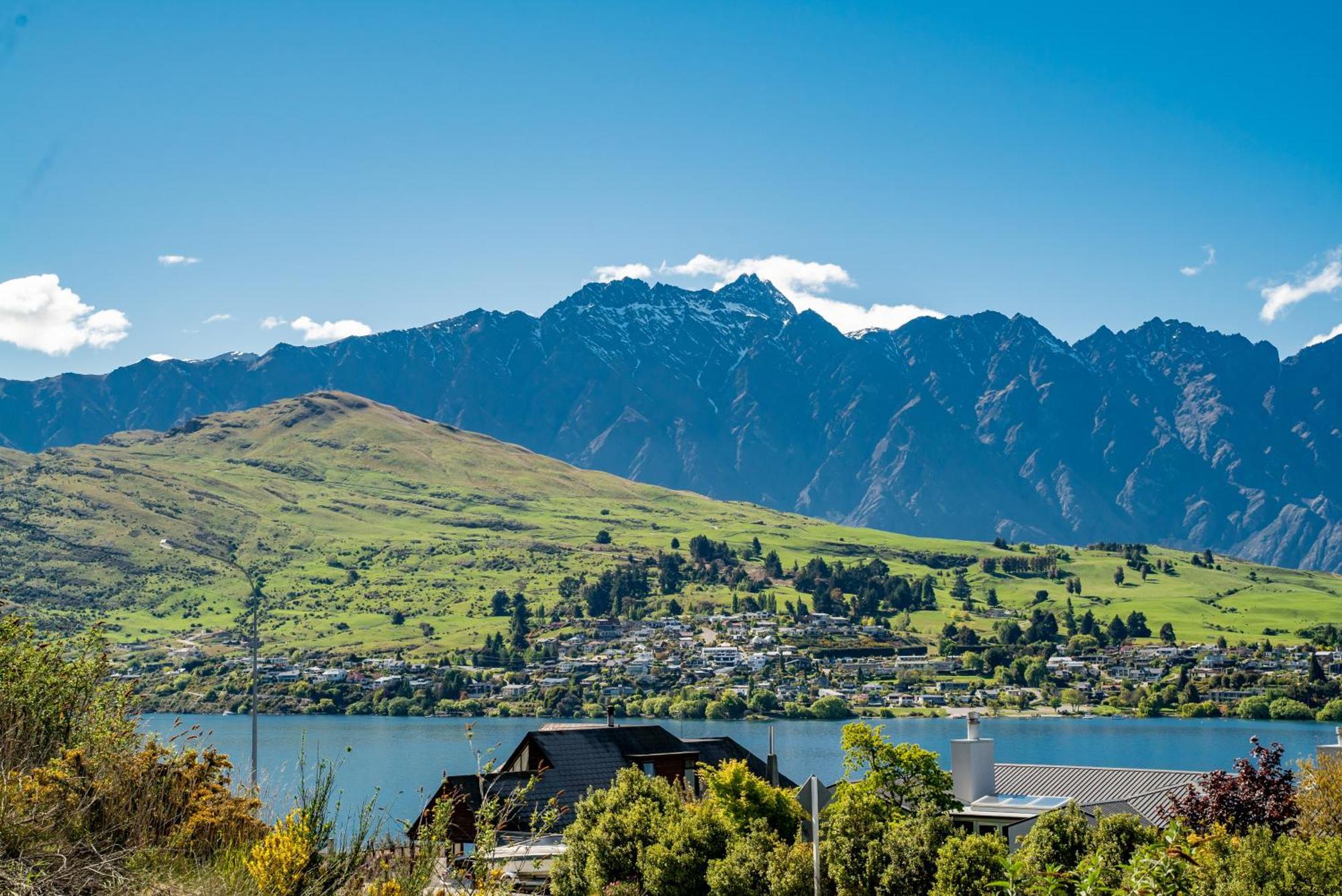 Modern Executive Living In Pounamu Queenstown Kültér fotó