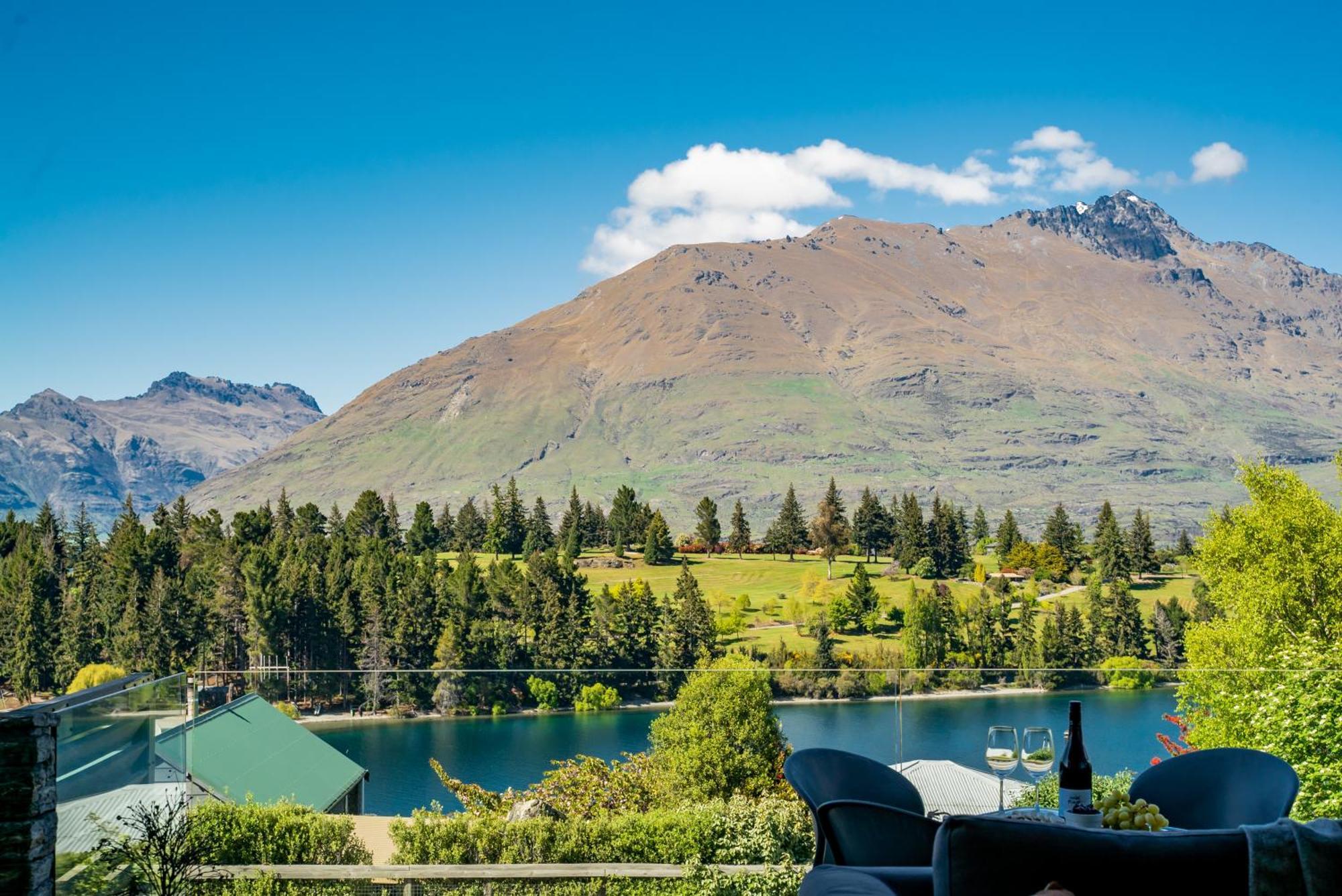 Modern Executive Living In Pounamu Queenstown Kültér fotó